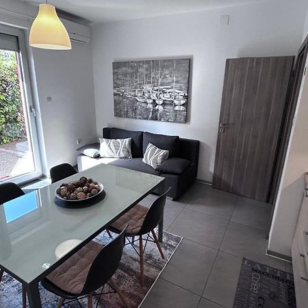 Ivni Apartmani Novigrad Istria Eksteriør bilde