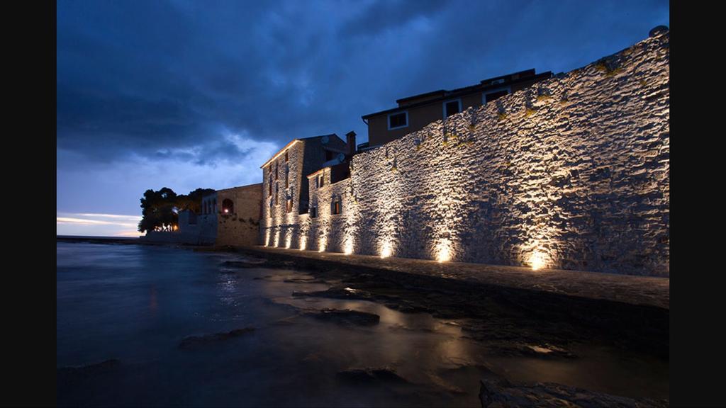 Ivni Apartmani Novigrad Istria Eksteriør bilde